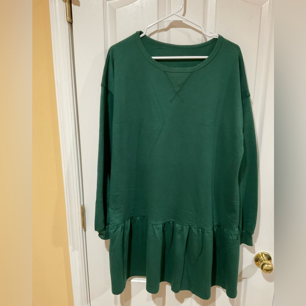 ✨ NWOT XL SWEATSHIRT MINI DRESS | COMFY + CUTE 💚
